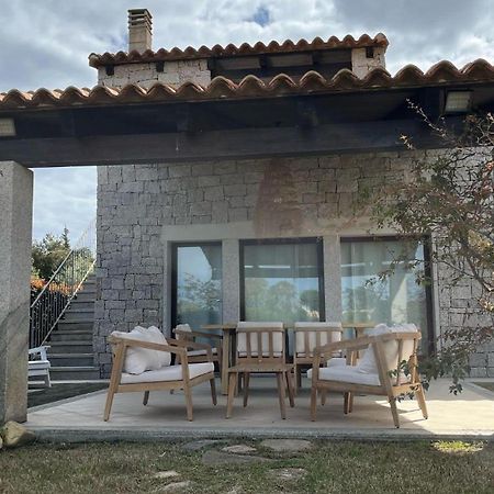 Villa Bouganville Cala Sinzias كاستياداس المظهر الخارجي الصورة