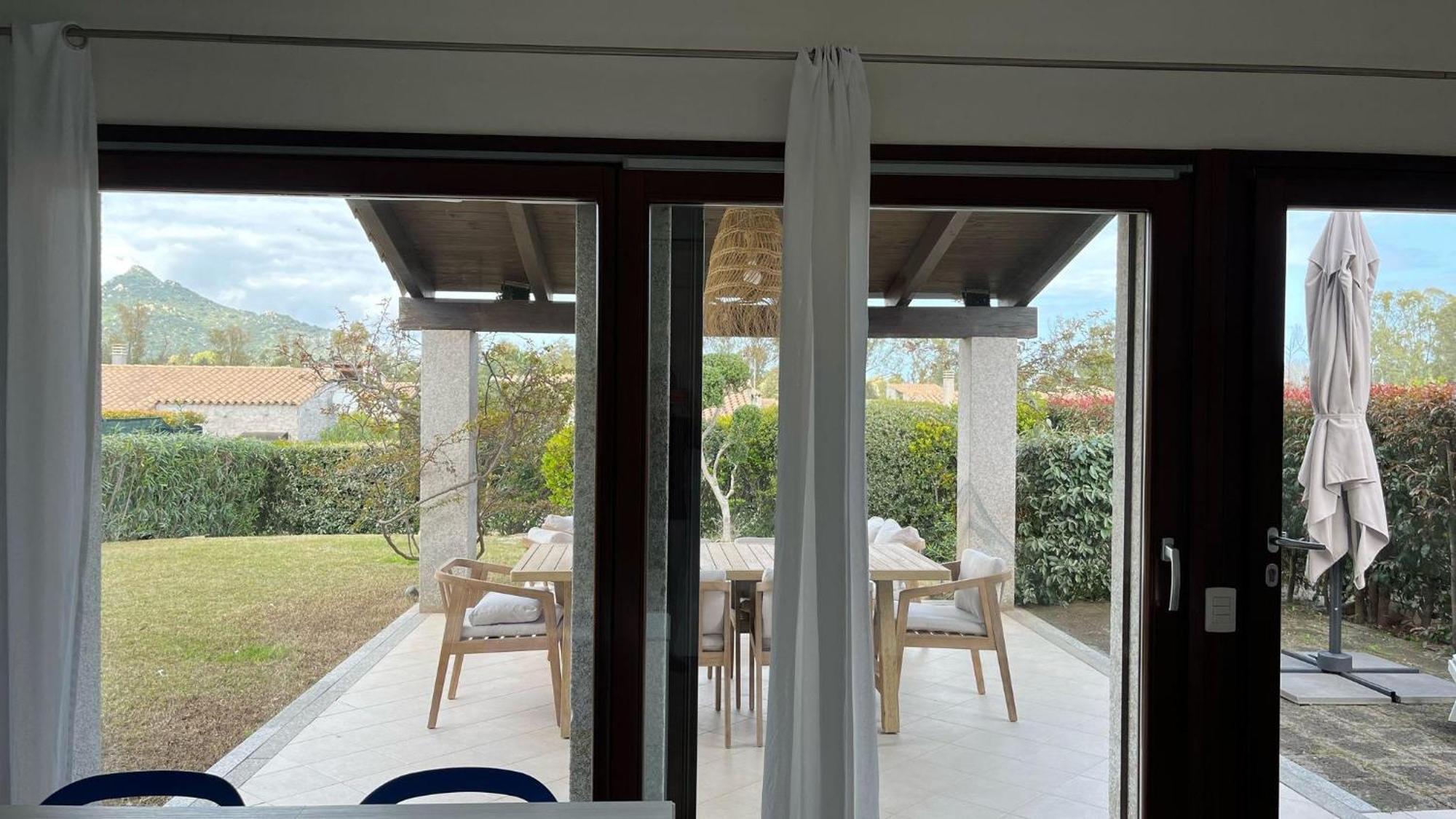 Villa Bouganville Cala Sinzias كاستياداس المظهر الخارجي الصورة